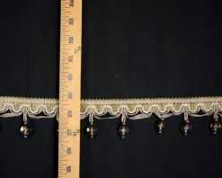 ART4336 9930 Beaded Lilac Grey Trim