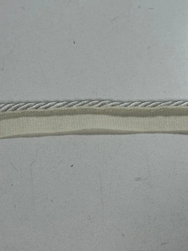 BIR806/3 White 1/4 inch Twisted Lipcord Trim