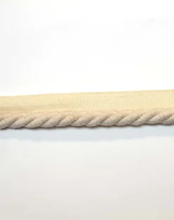 HT1575 Cream Lip Cord Trim